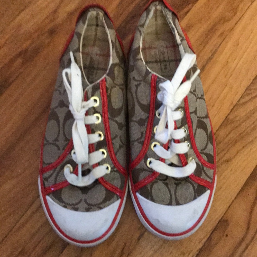 Authentic COACH size 6 sneakers